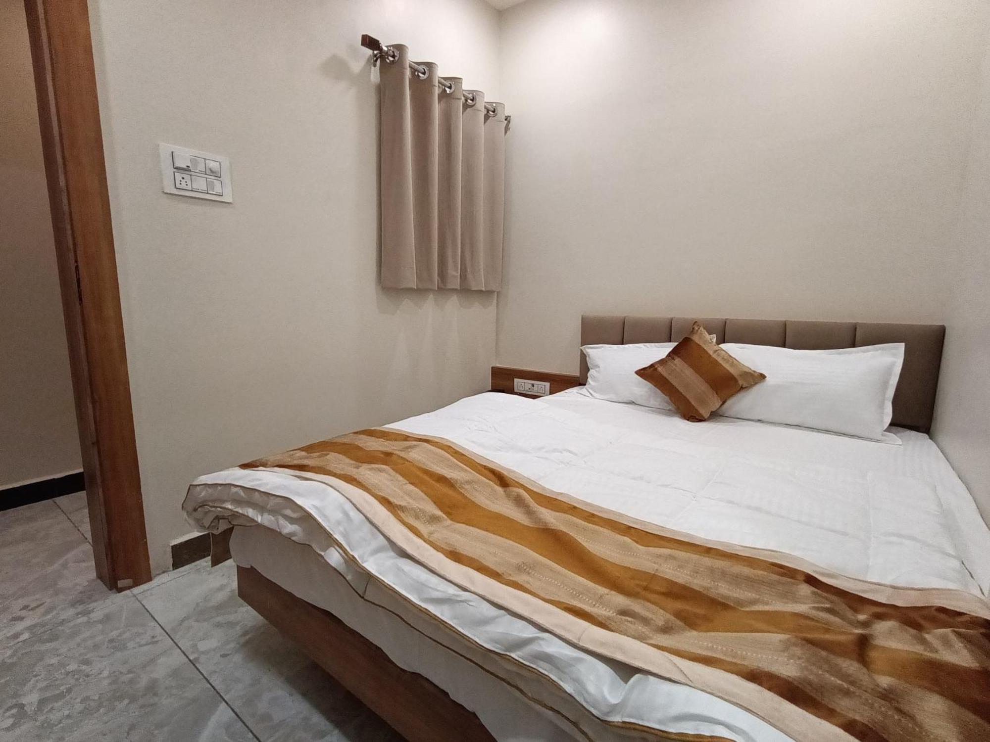 Shree Shyamraj Hotel Ujjain Εξωτερικό φωτογραφία