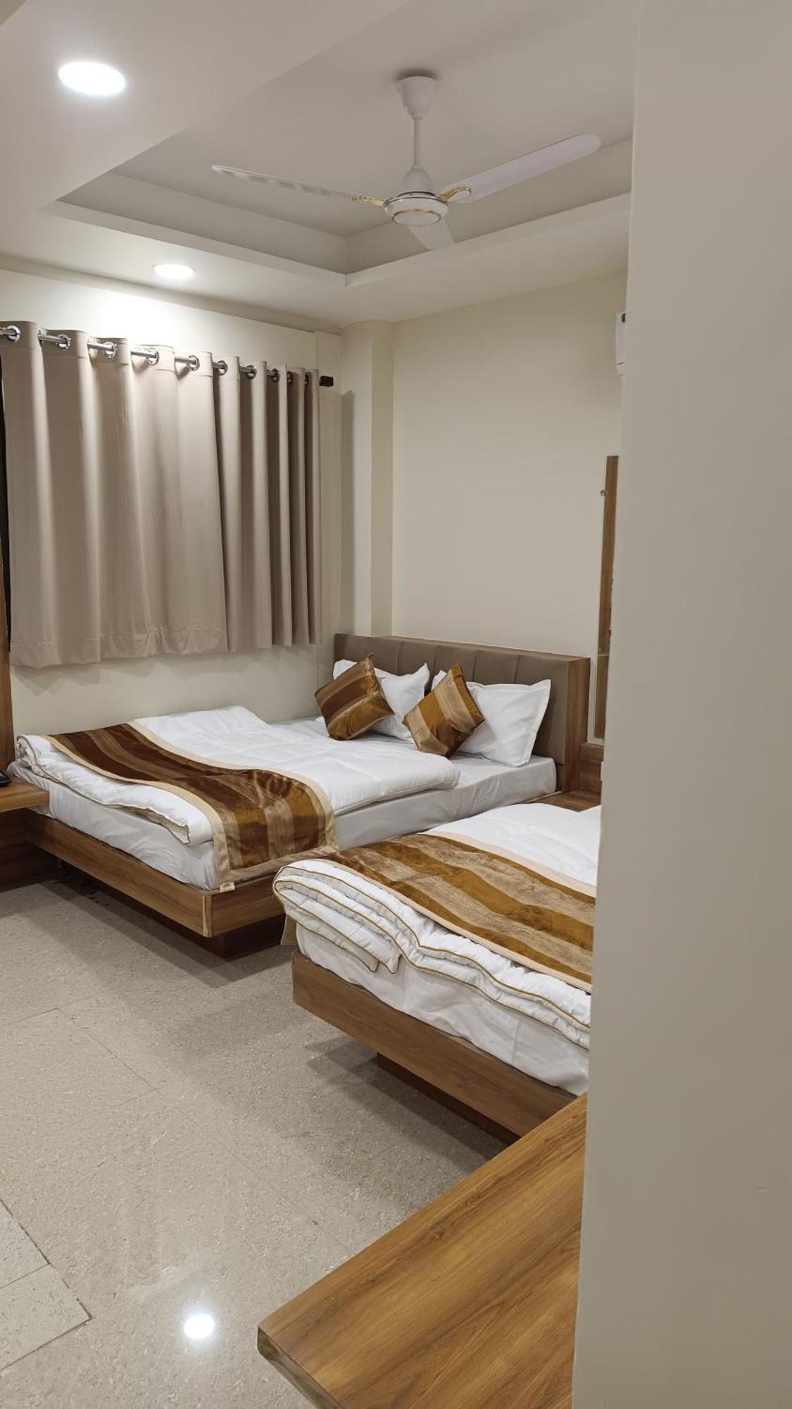 Shree Shyamraj Hotel Ujjain Εξωτερικό φωτογραφία