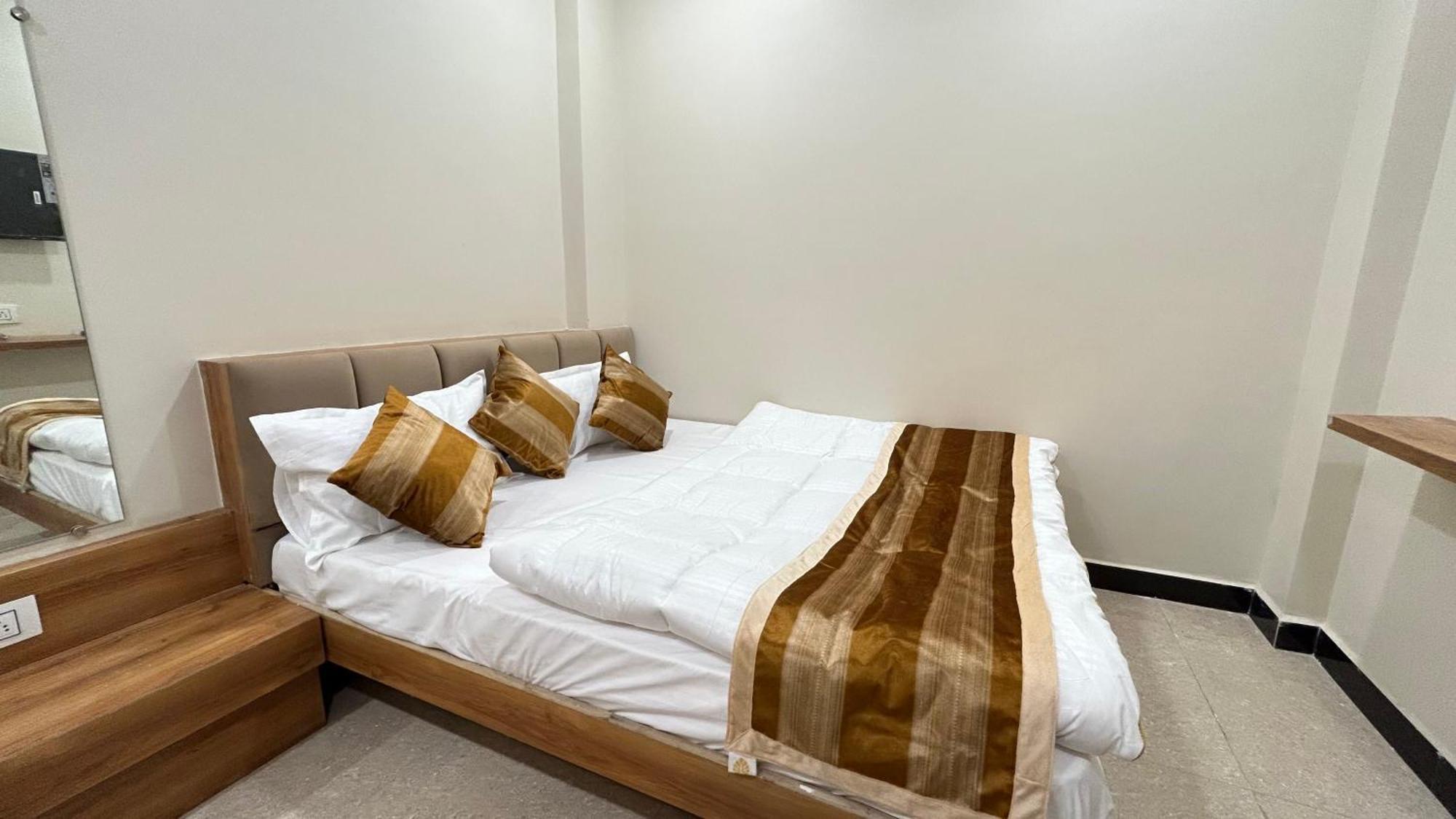 Shree Shyamraj Hotel Ujjain Εξωτερικό φωτογραφία