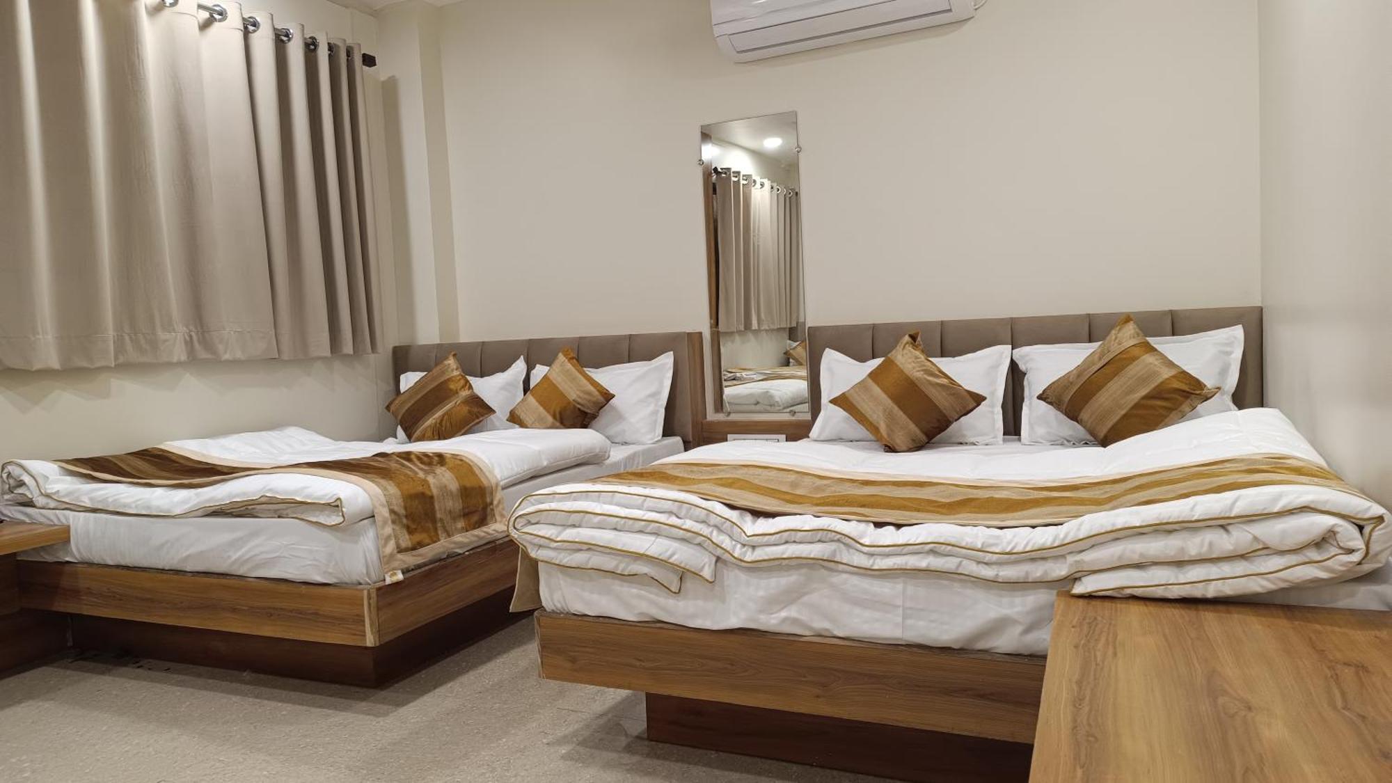 Shree Shyamraj Hotel Ujjain Εξωτερικό φωτογραφία