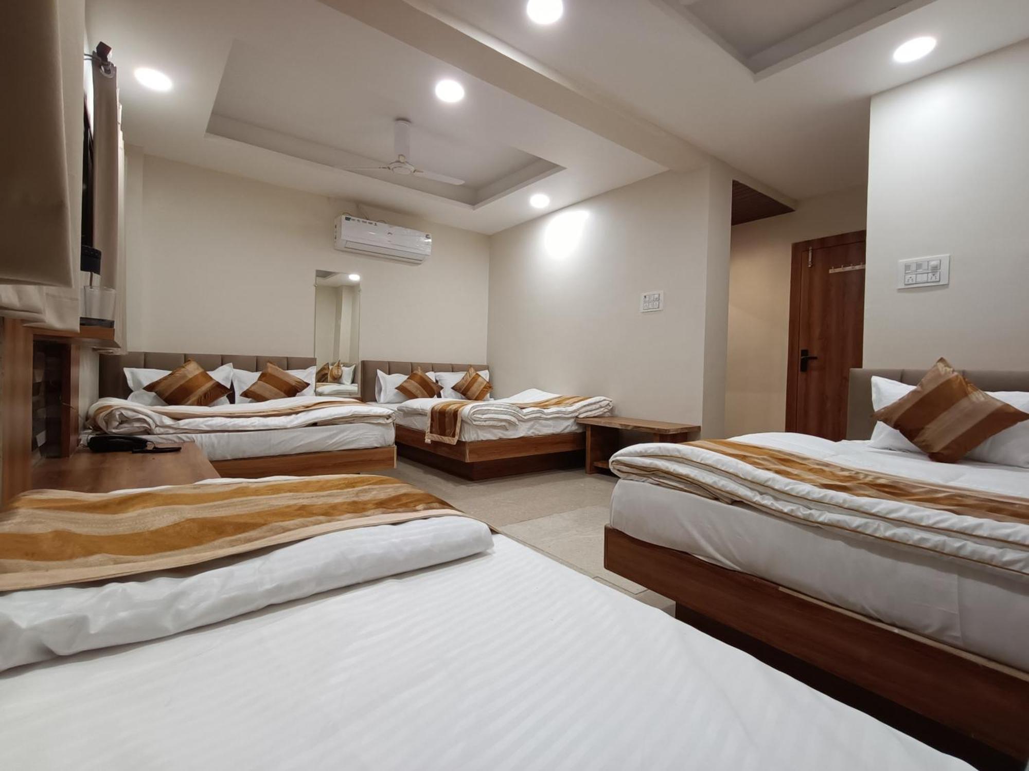 Shree Shyamraj Hotel Ujjain Εξωτερικό φωτογραφία